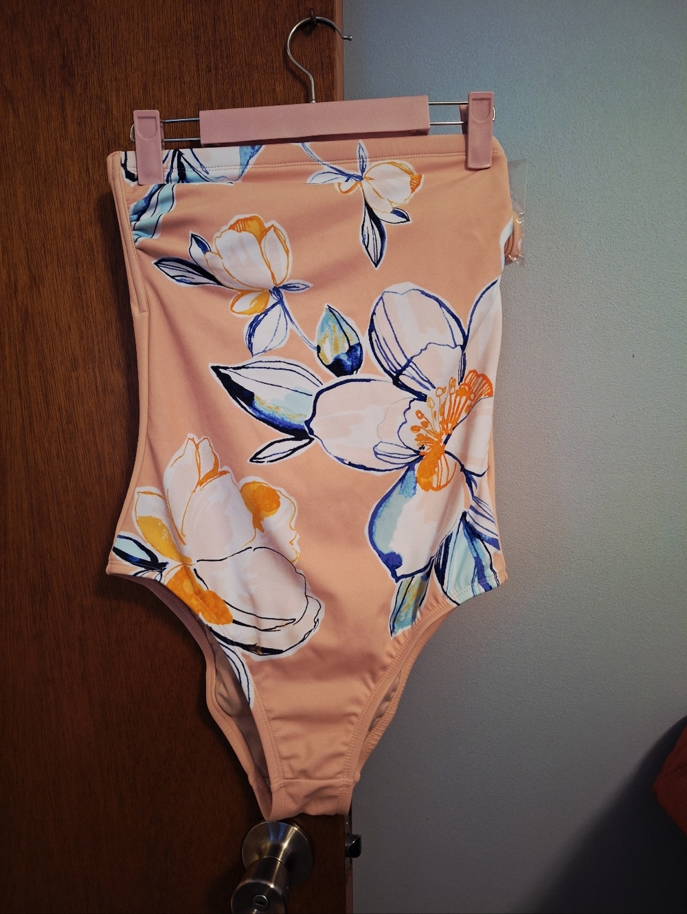 Kona Sol NWT Peach Floral Strapless One-Piece Swimsuit- Women's Size M